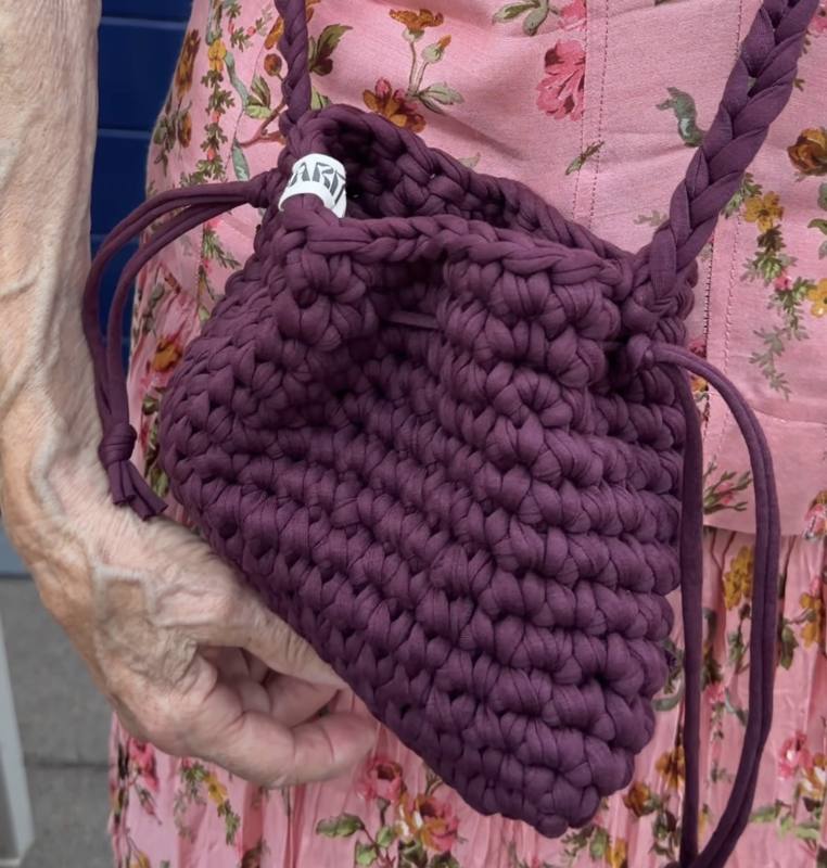 plum crochet bag by Yarn.
